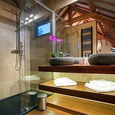 De Prestige Avec Jacuzzi Et Sauna Privatifs 別荘